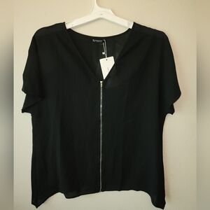 Bloomchic Ruffle sleeve Blouse, NWT